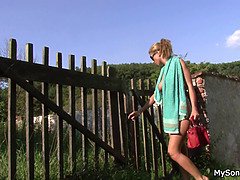 Guy caught old man and his young gf cheating