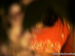 Asiater, Babe, Brunette, Hunn, Hd, Inder, Milf, Mamma