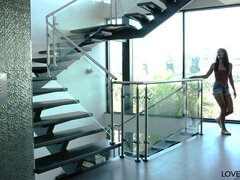 Brunetka, Vysokoškoláčka, Striekanie semena, Otec, Nohy, Footjob, Sestra, Fajka  sanie