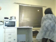 Africano africana, Negroa, Consolo, Maduroa, Melharucos naturais, Solo chão, Câmera de web webcam