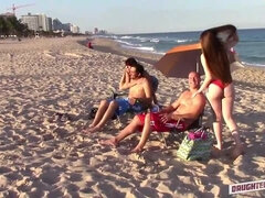 Culo grande, Morena, Corridas faciales, Hd, Latina, Al aire libre, Fiesta, Flaco