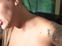 Stora tuttar, Blondin, Europeisk, Gangbang, Mogen, Milf, Naken, Tatuering