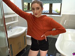 Krásky, Hd, Nahé, Pička, Sprcha, Vyhublá, Sólo, Kozičky