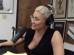 Leie, In den arsch, Grosser arsch, Grosse titten, Blasen, Schwanz, Fingern, Pov