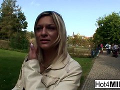 Любители, Блондинки, Постарше, Семяизвержение, Милф, На природе