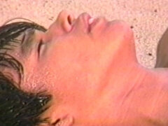 18 anos, Asiáticoa, Praia, Peludoa, Punheta, Solo chão, Adolescente, Vintage