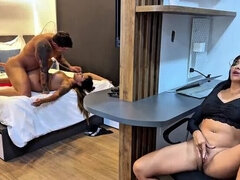 Stora tuttar, Avsugning, Creampie, Sperma shot, Pappa, Familj, Hd, Tabu