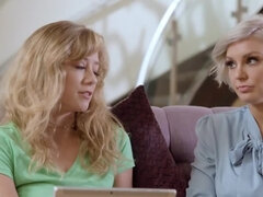 Nana, Blonde, Doigter, Lesbienne, Léchez, Chatte