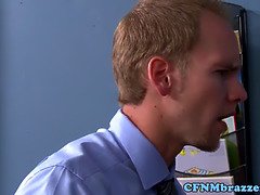 Dominerende kvinne, Kvinner mann, Hd, Slikking, Kontor, Fitte, Strømper, Trekant