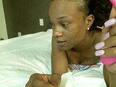 Črnke, Temnopolti, Samozadovoljevanje, Nogavice, Tetovaže, Igrače