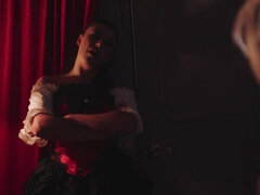 Perse, Blondi, Saappaat, Jalat, Piiskaava, Tatuointi, Kolmen kimppa, Tissit