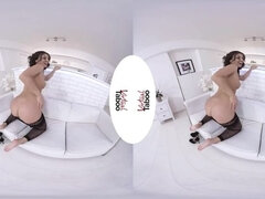 VIRTUAL TABOO - Sexy Vicky Playing With Her Wet Twat