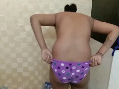 Anale, Fare fisting, Indiana, Leccata, Masturbazione, Orgasmo, Succhiando, Giochi