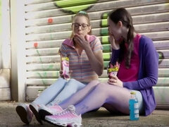 Mačiatko, Brunetka, Hd, Výprask, Pančucháče, Pička, Rimjob, Vychudnutá