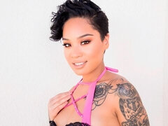 Cul, Noire, Sucer une bite, Noir ébène, Branlette thaïlandaise, De plein air, Tatouage, Adolescente