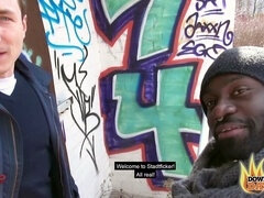 Stor pik, Sort, Briller, Udendørs, Lille kvinde, Offentlig, Trekant, Bryster