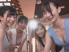 18 jahre, Asiatisch, Blasen, Fussjob, Handjob, Muschi, Jungendliche (18+), Titten