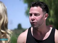 Culo grosso, Tette grandi, Bionda, Hd, Mamma che vorrei scoparmi, Mostro, Urlando