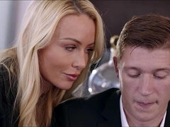 Leie, Grosser arsch, Blondine, Reif, Milf, Pov, Spielzeuge, Ehefrau