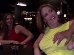 Grosser schwanz, Schwanz, Fetisch, Hd, Milf, Orgie, Party, Öffentlich