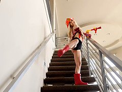 18 let, Velké péro, Blondýna, Stříkání spermatu, Na obličej, Pička, Teenka, Těsné