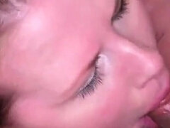 Avsugning, Otrohet, Dubbelpenetrering, Mellanrasig, Milf, Rider, Trekant, Vibrator