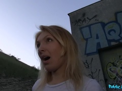 Amatőr, Cumizás, Krémes süti, Ondó fröcskölés, Kutya póz, Arcra élvezés, Szabadban, Nézőpont