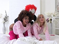 Cruel clown attacks two girlfriends