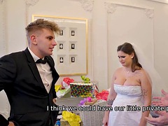 Μεγάλα βυζιά, Νύφη, Μελαχροινή, Κερατάς, Επίδειξη, Pornstars, Τατουάζ, Βυζιά