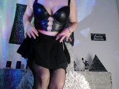 Velika rit, Velik kurac, Črnke, Rogonosec, Ženska dominacija, Ljubica