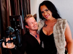 Amador amadora, Bundão, Pauzão, Peitos grandes, Boquete, Morena, Transar de quatro, Mãe gostosa