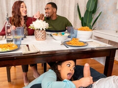 Pompino, Brunetta, Figlia, Di colore, Interrazziale, Tette naturali, Ragazza, Tette