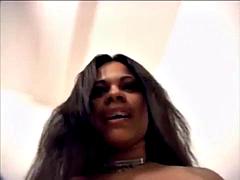 Tyttö, Iso kulli, Musta, Tumma, Sekarotuinen, Latinankieli