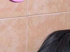 Amatoriale, Bagno, Culo grosso, Pompino, Latina, Magra, Ragazza, Vergine