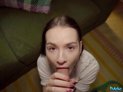 18 ans, Cul, Grosse bite, Sucer une bite, En levrette, Maigrichonne, Adolescente, Nénés