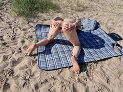 Amatorka, Plaża, Elastyczny, Nagi, Na wolnym powietrzu, Sikanie, Publiczny, Solo