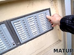 Wohlbeleibte schöne frauen, Blasen, Braunhaarige, Geile alte tussi, Tschechisch, Oma, Reif, Strümpfe