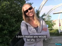 Amateur, Sucer une bite, En levrette, Doigter, De plein air, Pov, Public, Chatte