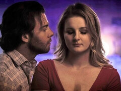 Culo grosso, Bionda, Pompino, Da dietro, Mamma che vorrei scoparmi, Tette naturali