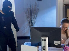 Stor kukk, Kukk suging, Hæler, Slikking, Kontor, Fitte, Barbert, Strømper