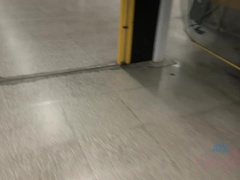 Amatööri, Ruskeahiuksinen, Tuhma, Näkökulma pov, Ajeltu, Sukat, Strippaus, Tatuointi