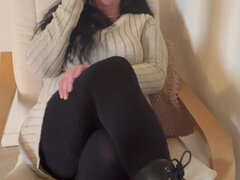 Braunhaarige, Domination, Weibliche domination, Hausfrau, Erniedrigung, Milf, Strumpfhose, Ehefrau