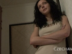 Amatør, Pik sutte, Brunette, Hundestilling, Hjemmelavet, Pov, Barberet, Teenager