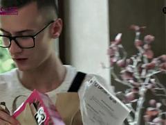 Blond, Likken, Moeder die ik wil neuken, Softcore pornografie