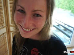 Amaterji, Babe, Blondinka, Dildo, Domaci pornič, Solo, Najstnice, Joške