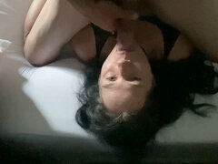 Velké péro, Kuřba, Sperma v puse, Stříkání spermatu, Na obličej, Dávení, Výprask