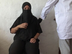 Arab Iraqi Muslim Wife Sucking a Big Black Cock