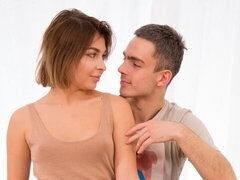 Culo grosso, Bionda, Pompino, Leccata, Figa, Rasata, Tatuaggi, Ragazza