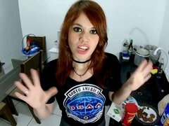 Sucer une bite, Brésilienne, Bukkaké, Homme nu et filles habillées, Embrassement, Lécher le sphincter