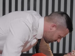 Zadok, Lízanie análu, Brunetka, Európskej, Prstovanie, Výprask, Tetovanie, Kozičky